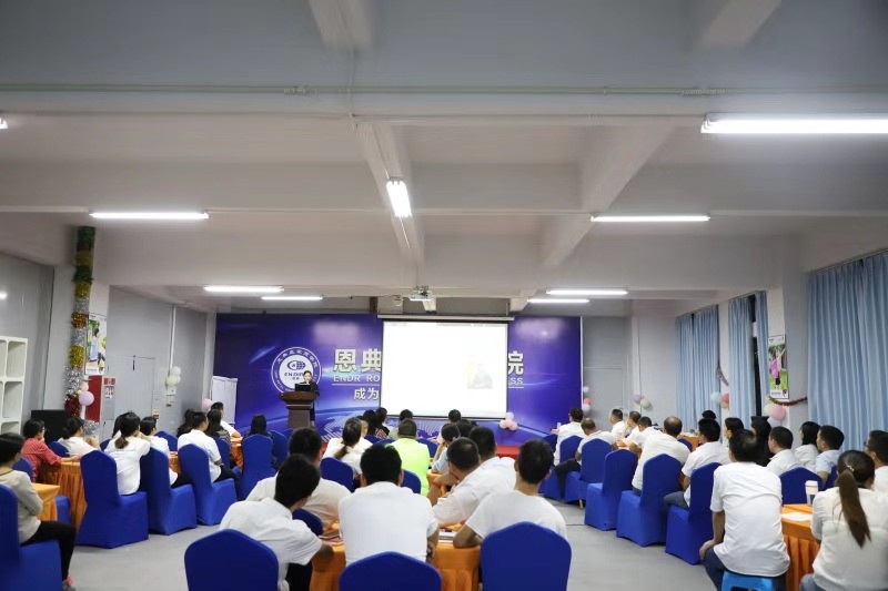 双肩背包厂家,双肩包,双肩包加工,东升国际科技,双肩包厂家,双肩包生产