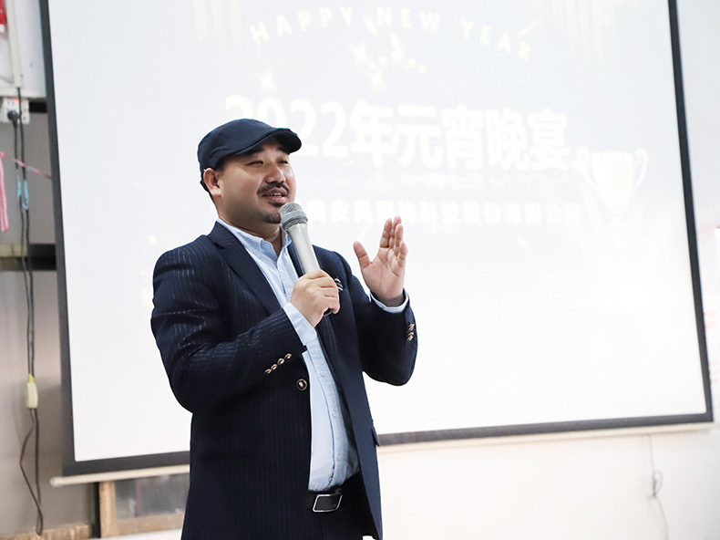 包包厂家,东升国际科技背包厂,背包定做.jpg