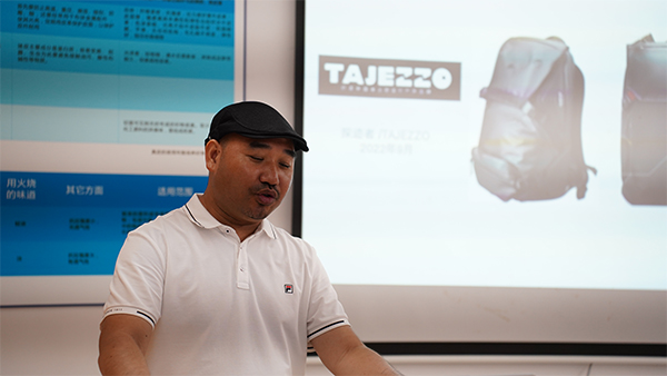 东升国际科技箱包厂,箱包生产厂家,东莞箱包厂家